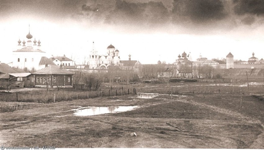 Суздаль. Покровский женский монастырь. архивная фотография, Фото с сайта pastvu.ru  Фото 1954-55 гг.