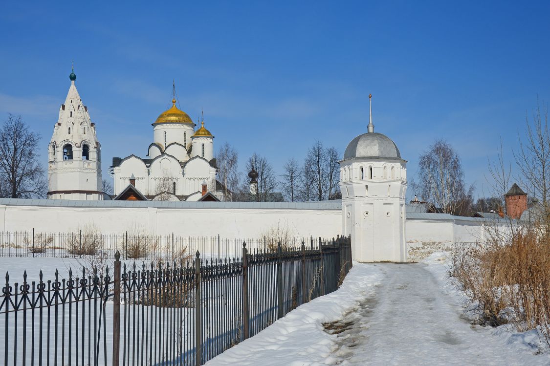 Суздаль. Покровский женский монастырь. художественные фотографии