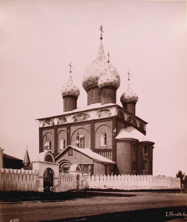 Суздаль. Собор Рождества Пресвятой Богородицы. архивная фотография, Фото с сайта http://andcvet.narod.ru