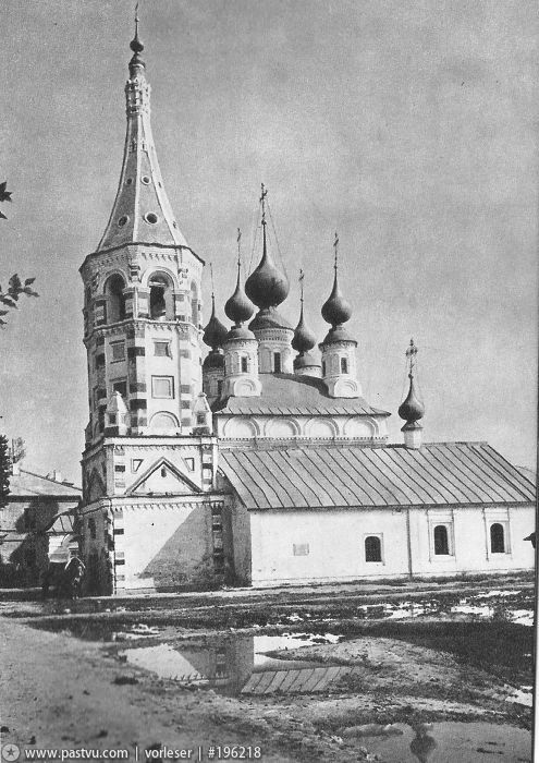 Храмовый комплекс. Церкви Лазаря Четверодневного  и  Антипы Пергамского, Суздаль (Суздальский район, Владимирская область). архивная фотография, Фото с сайта pastvu.ru  Фото 1960-х годов.