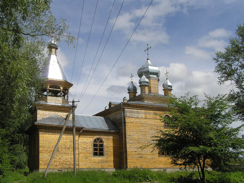 Церковь Петра и Павла, Холынья (Новгородский район, Новгородская область). фасады