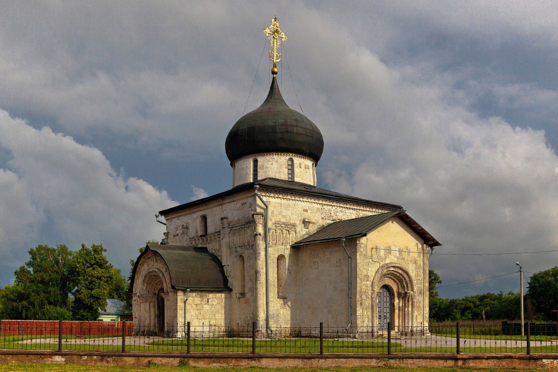 Юрьев-Польский. Собор Георгия Победоносца. фасады