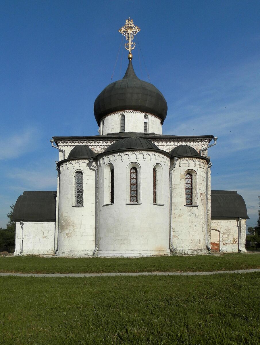 Собор Георгия Победоносца, Юрьев-Польский (Юрьев-Польский район, Владимирская область). фасады, Восточный фасад храма