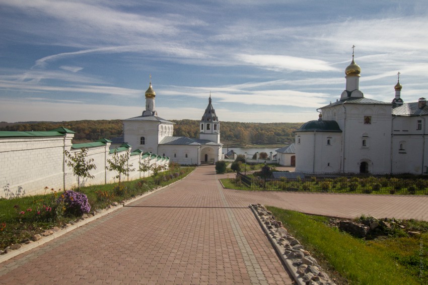 Успенский Косьмин мужской монастырь, Небылое (Юрьев-Польский район, Владимирская область). общий вид в ландшафте