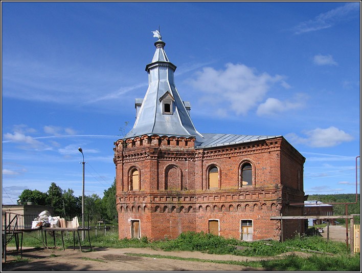 Смоленско-Зосимова пустынь, Арсаки (Александровский район, Владимирская область). дополнительная информация, Башня ограды