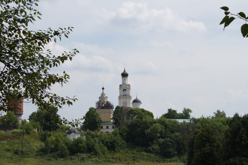 Киржач. Благовещенский женский монастырь. общий вид в ландшафте