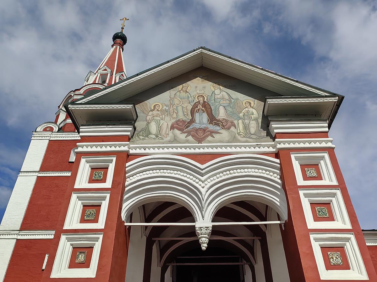 архитектурные детали. Церковь Михаила Архангела ("Гарнизонная"), Ярославль (Ярославль, город, Ярославская область)