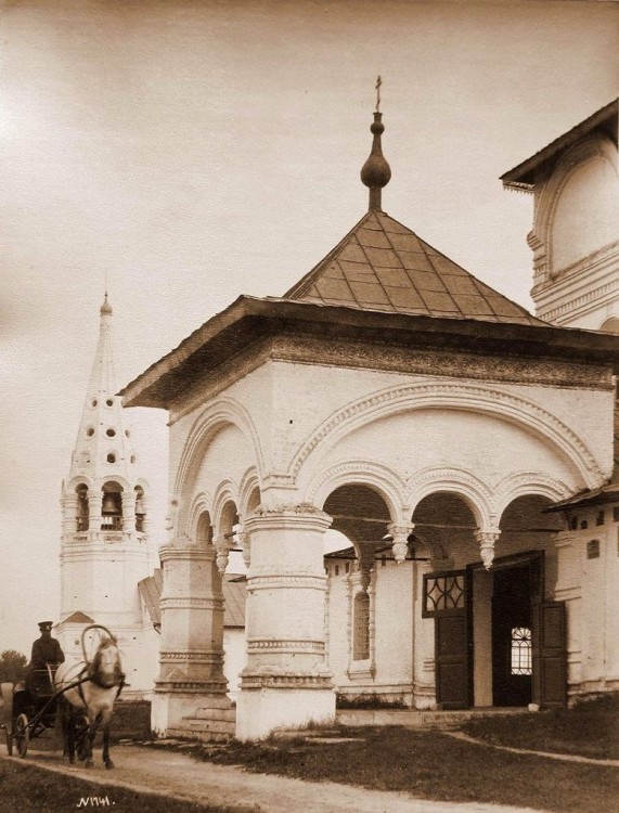 Собор Феодоровской иконы Божией Матери, Ярославль (Ярославль, город, Ярославская область). архивная фотография, Вид портика церкви Феодоровской иконы Божией Матери. Из альбома И.Ф. Барщевского, начало ХХ в.