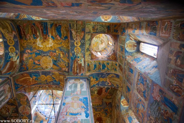 Церковь Илии Пророка, Ярославль (Ярославль, город, Ярославская область). интерьер и убранство