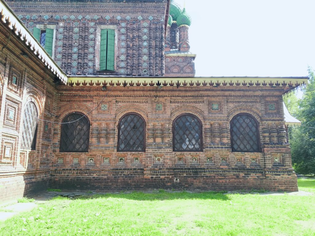 Церковь Усекновения главы Иоанна Предтечи в Толчкове, Ярославль (Ярославль, город, Ярославская область). архитектурные детали