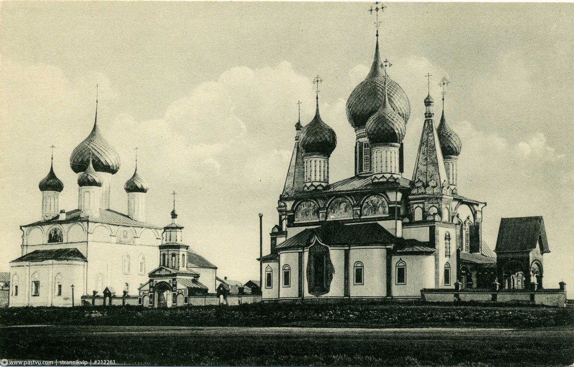 Храмовый комплекс в Коровниках, Ярославль (Ярославль, город, Ярославская область). архивная фотография, 1894—1904,Автор:Дмитриев М.П. Направление съемки:юг. с сайта https://pastvu.com/p/212261
