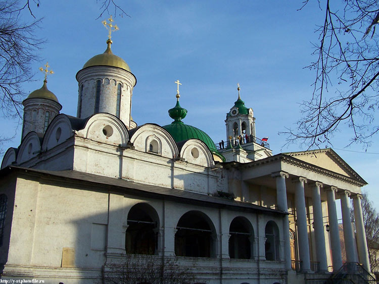 Ярославль. Спасо-Преображенский монастырь. фасады, Спасо-Преображенский собор с церковью Ярославких чудотворцев.