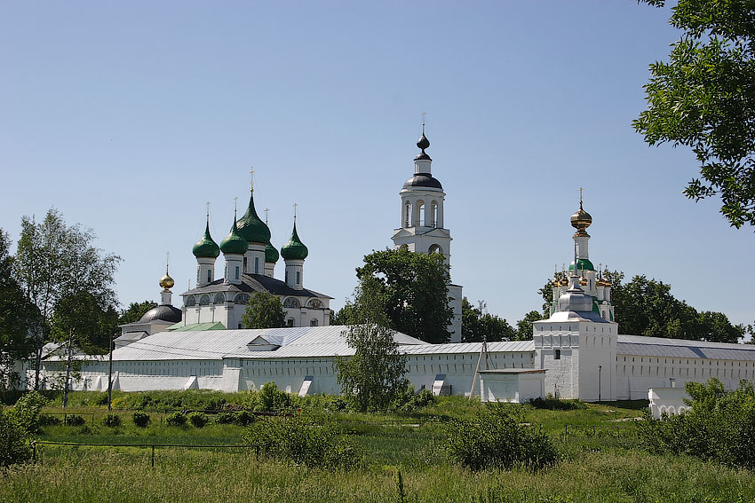 Толга. Введенский Толгский женский монастырь. фасады