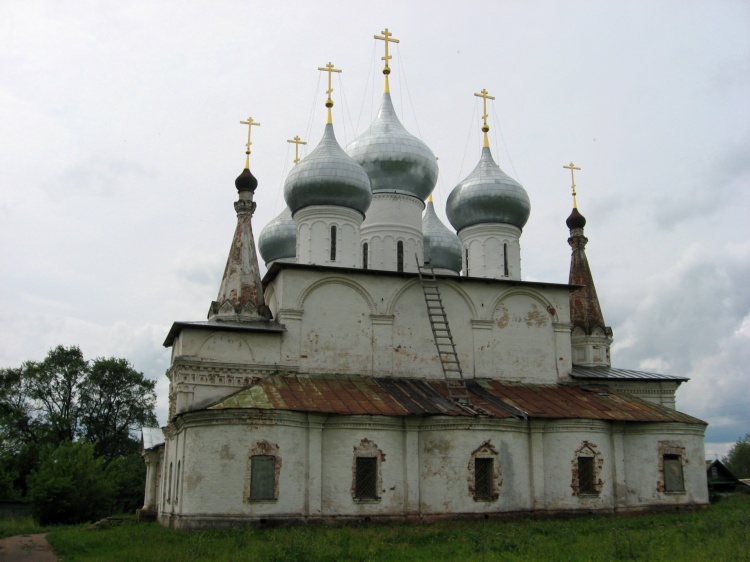 Собор Воздвижения Креста Господня, Тутаев (Тутаевский район, Ярославская область). фасады