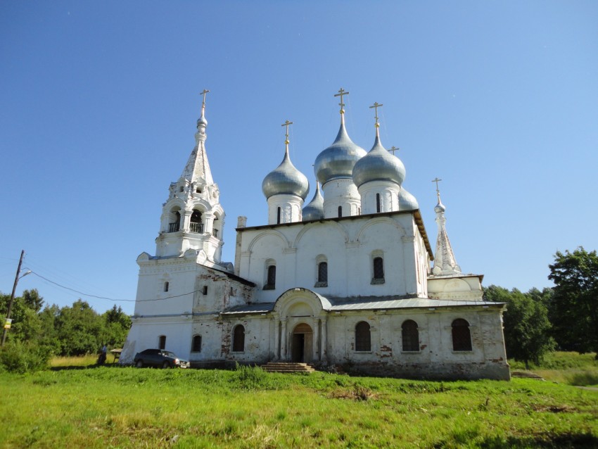 Собор Воздвижения Креста Господня, Тутаев (Тутаевский район, Ярославская область). фасады