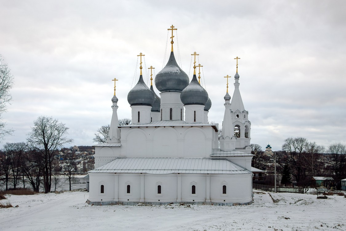 Тутаев. Собор Воздвижения Креста Господня. фасады