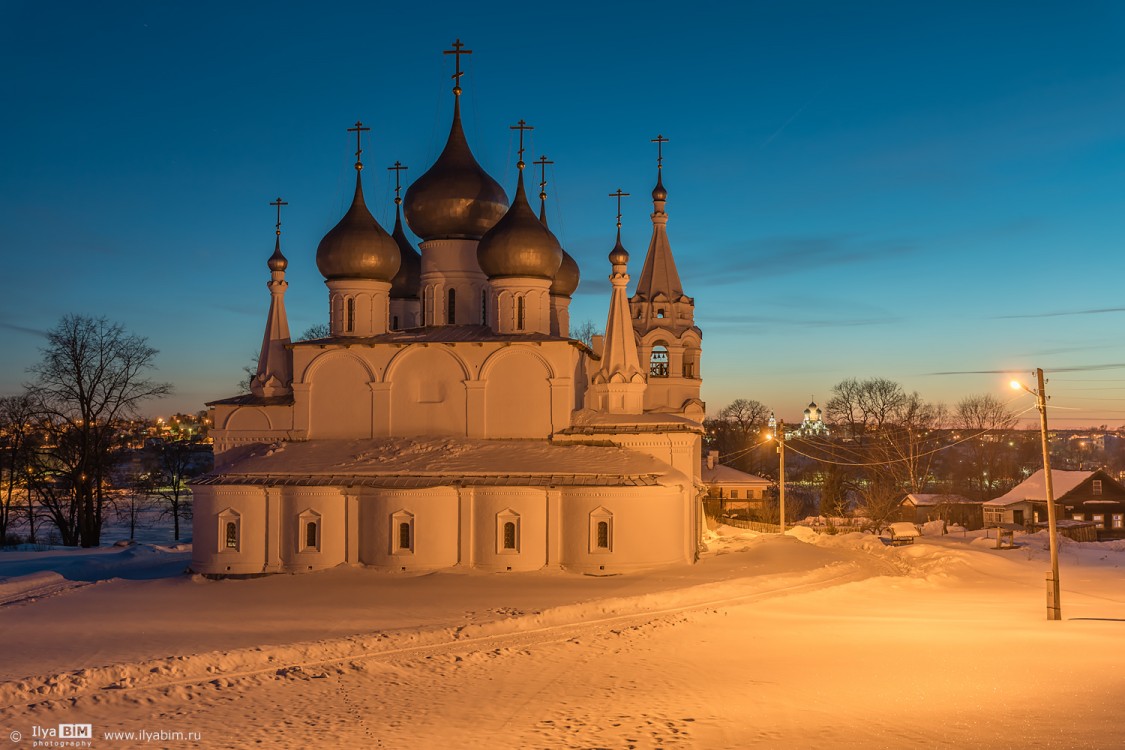 Собор Воздвижения Креста Господня, Тутаев (Тутаевский район, Ярославская область). художественные фотографии