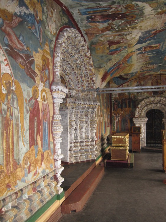 Собор Воскресения Христова, Тутаев (Тутаевский район, Ярославская область). интерьер и убранство