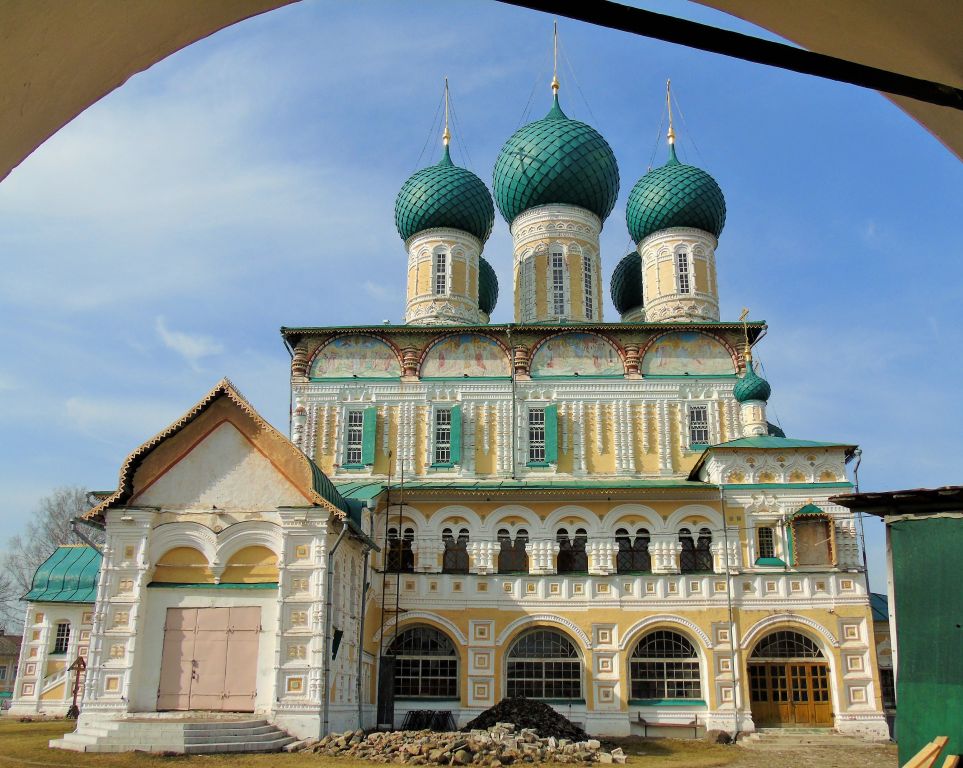 Собор Воскресения Христова, Тутаев (Тутаевский район, Ярославская область). фасады