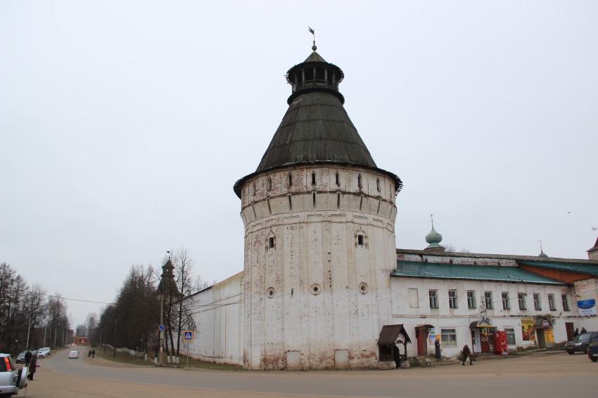 Борисоглебский. Борисоглебский монастырь. дополнительная информация, Северо-восточная (Максимовская) башня