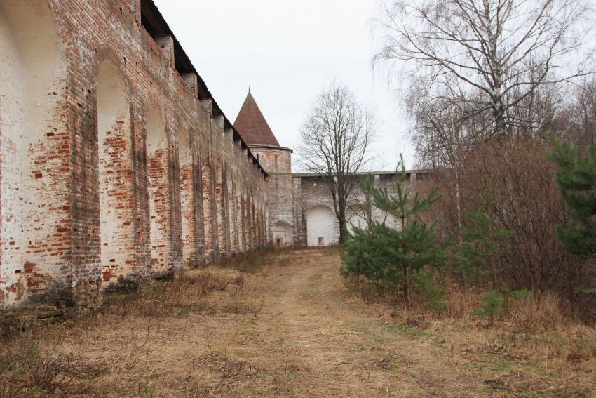 Борисоглебский монастырь, Борисоглебский (Борисоглебский район, Ярославская область). дополнительная информация, Восточная стена