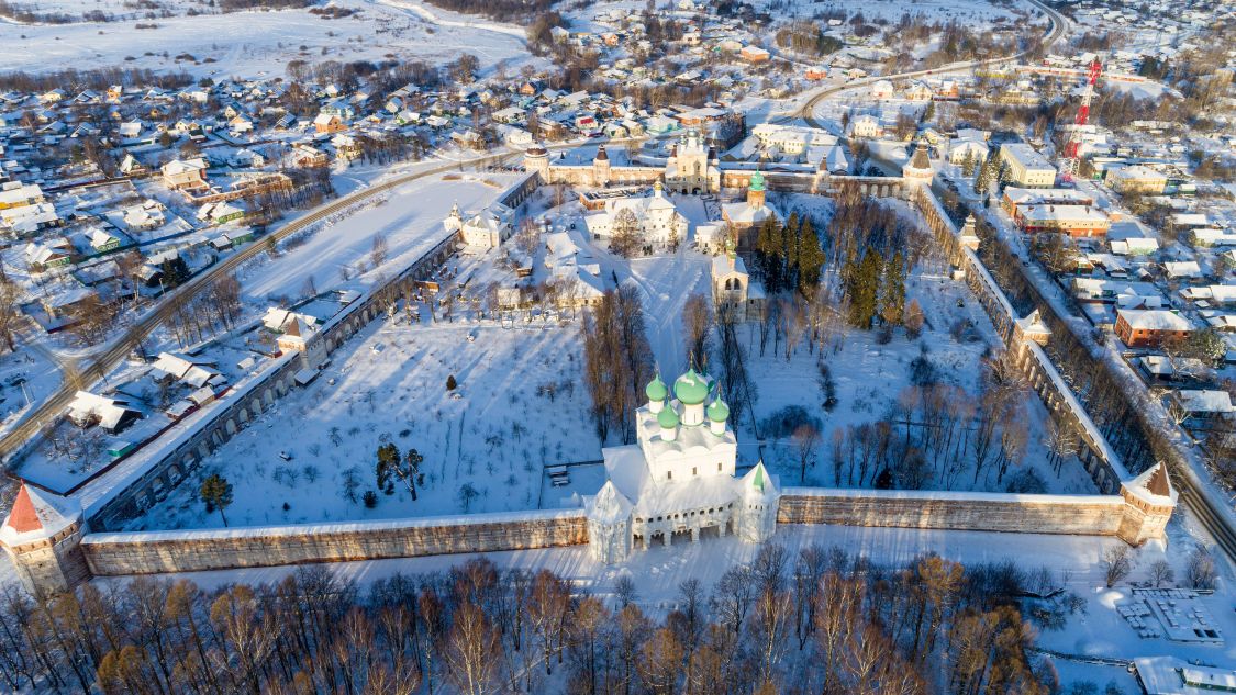 Борисоглебский. Борисоглебский монастырь. общий вид в ландшафте