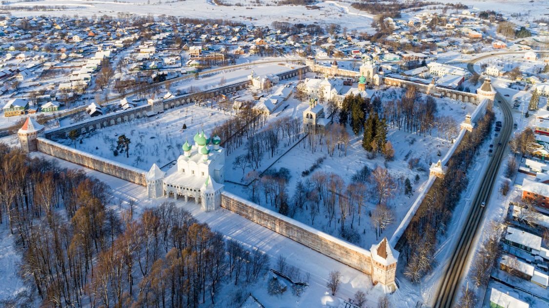 Борисоглебский. Борисоглебский монастырь. общий вид в ландшафте