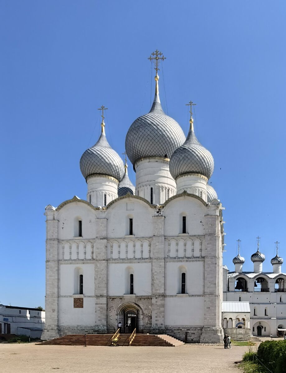 Митрополичий двор. Кафедральный собор Успения Пресвятой Богородицы, Ростов Великий (Ростовский район, Ярославская область). фасады