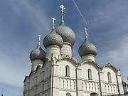 Митрополичий двор. Кафедральный собор Успения Пресвятой Богородицы - Ростов Великий - Ростовский район - Ярославская область