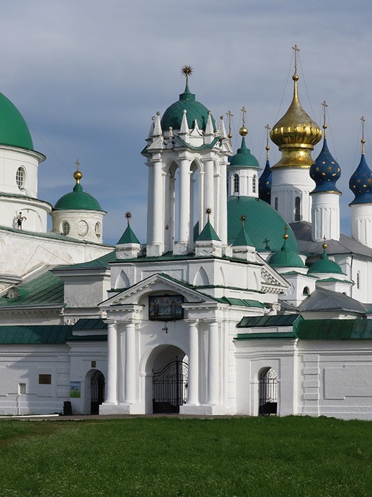 Ростов. Спасо-Яковлевский Димитриевский монастырь. фасады, Северные ворота (XVIII-XIX вв.).