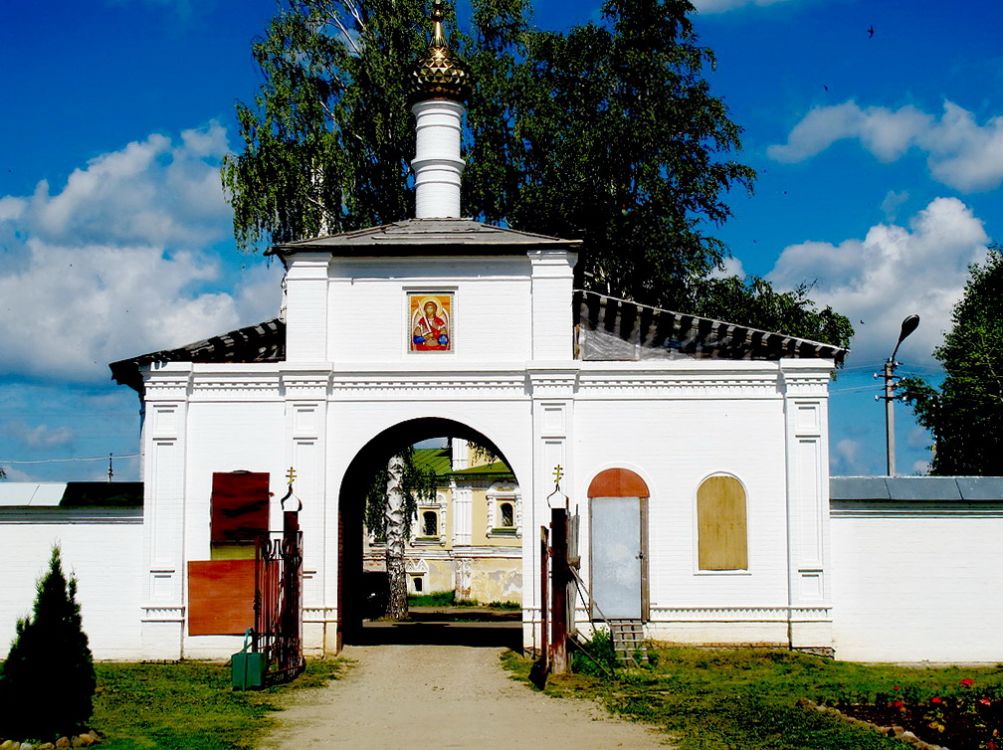 Воскресенский монастырь, Углич (Угличский район, Ярославская область). дополнительная информация, Воскрсенский монастырь.Святые ворота.