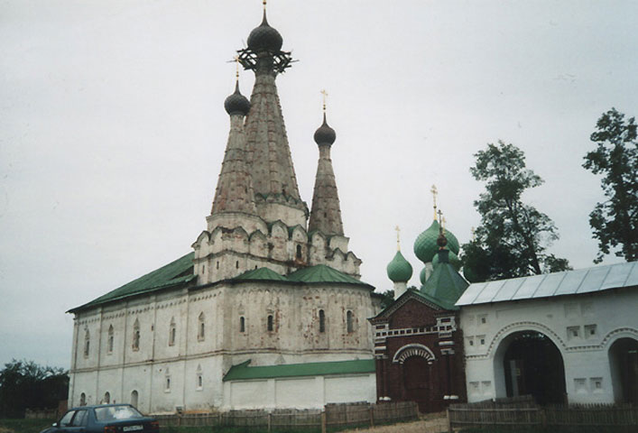 Углич. Алексеевский женский монастырь. фасады