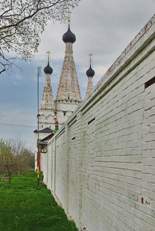 Углич. Алексеевский женский монастырь. архитектурные детали