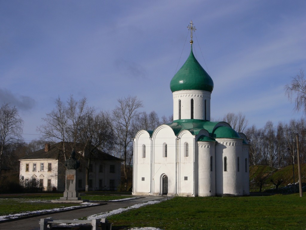 Переславль-Залесский. Собор Спаса Преображения. фасады