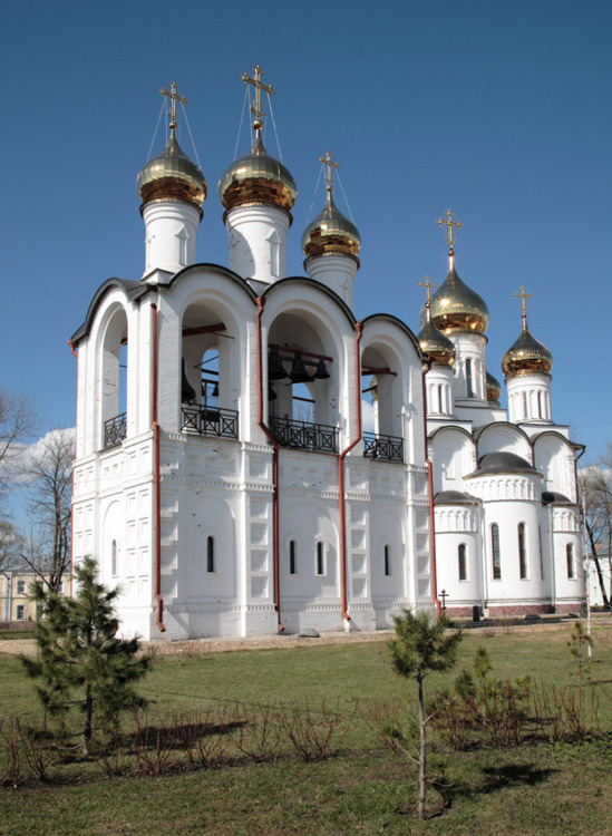 Переславль-Залесский. Никольский женский монастырь. фасады
