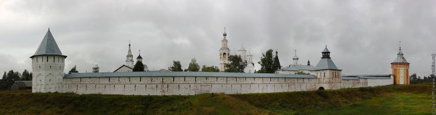 Вологодская область, Вологда, город, Прилуки. Спасо-Прилуцкий мужской монастырь, фотография. общий вид в ландшафте