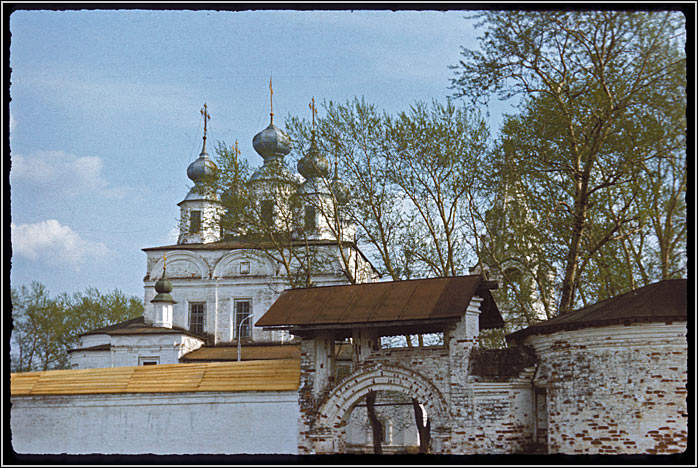 Троице-Гледенский монастырь, Морозовица (Великоустюгский район, Вологодская область). фасады