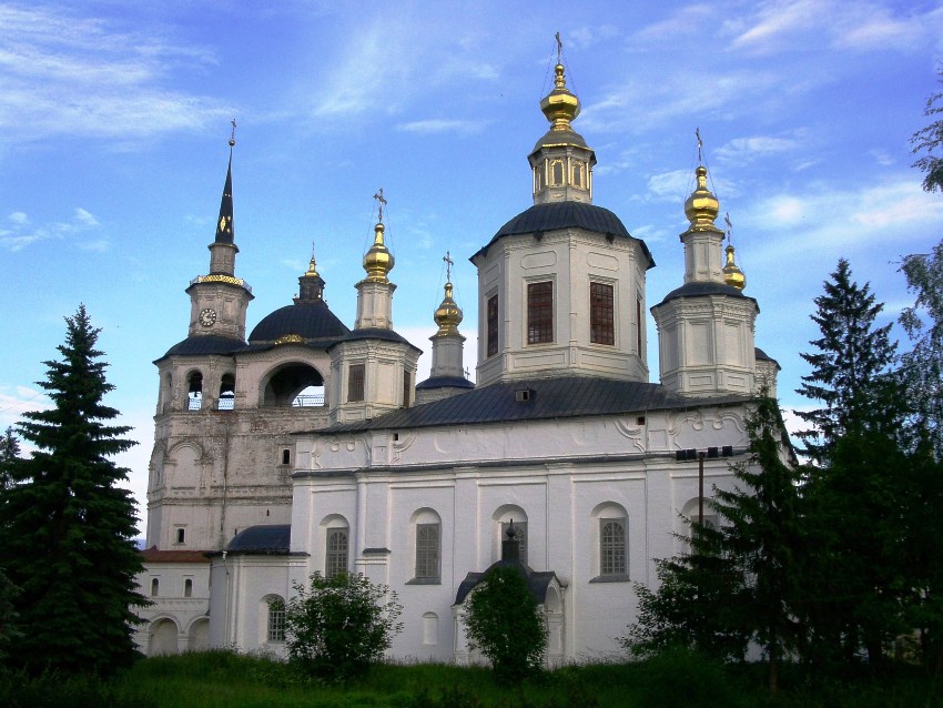 Собор Успения Пресвятой Богородицы на Соборном Дворище, Великий Устюг (Великоустюгский район, Вологодская область). фасады, вид с северо-запада