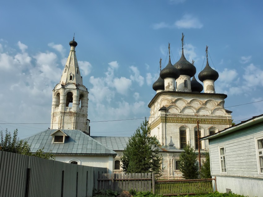 Церковь Спаса Всемилостивого, Белозерск (Белозерский район, Вологодская область). фасады
