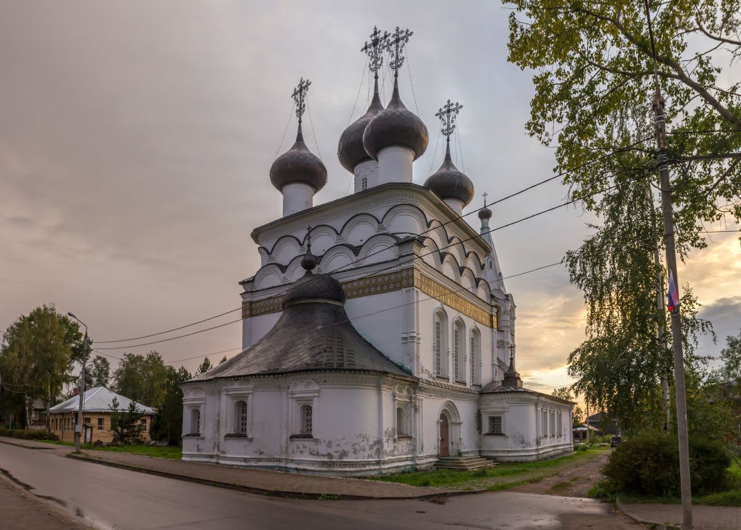 Церковь Спаса Всемилостивого, Белозерск (Белозерский район, Вологодская область). фасады, Вид с запада