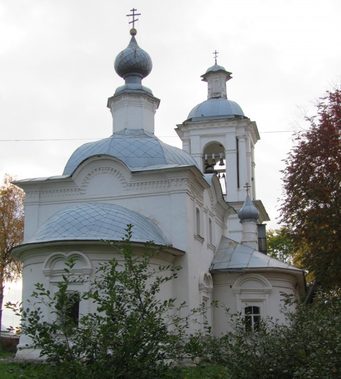 Белозерск. Церковь Богоявления Господня. фасады, вид с востока
