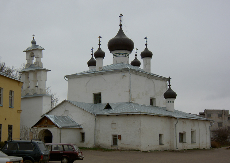 Псков. Церковь Николая Чудотворца (Николы Явленного) от Торга. фасады