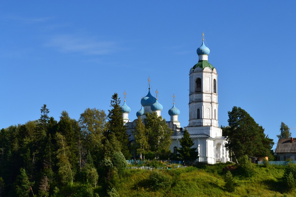 Чирково. Церковь Афанасия Великого. общий вид в ландшафте