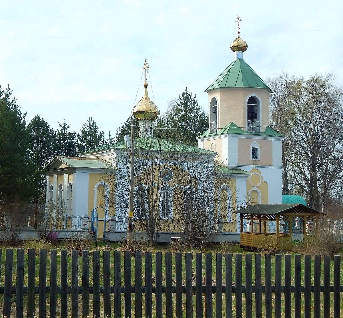 фасады. Церковь Сошествия Святого Духа, Архангельское (Сокольский район, Вологодская область)