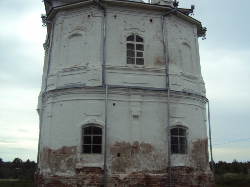 Церковь Михаила Архангела, Архангельское (Сокольский район, Вологодская область). архитектурные детали