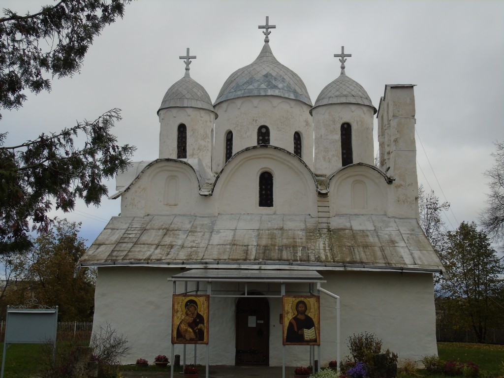 Иоанно-Предтеченский монастырь с Завеличья (подворье Крыпецкого монастыря). Собор Рождества Иоанна Предтечи, Псков (Псков, город, Псковская область). фасады