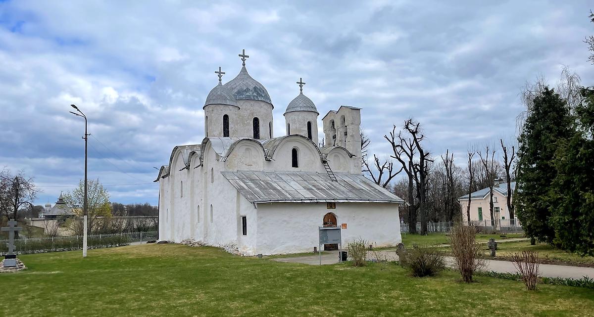 фасады. Иоанно-Предтеченский монастырь (подворье Крыпецкого монастыря). Собор Рождества Иоанна Предтечи, Псков (Псков, город, Псковская область)