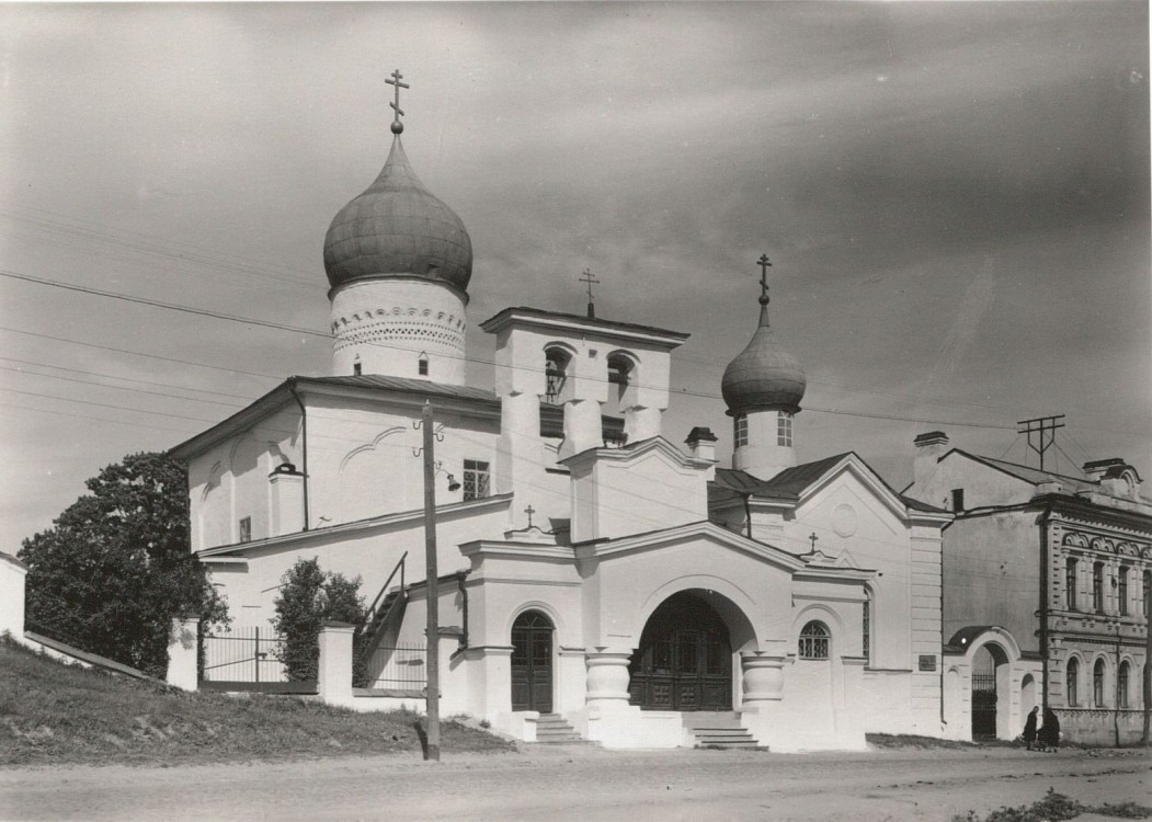 Псков. Церковь Варлаама Хутынского на Званице. архивная фотография, 1958 год. Фото Германа Гроссмана