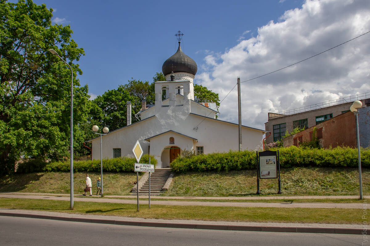 Церковь Иоакима и Анны на Полонище, Псков (Псков, город, Псковская область). фасады, Вид с юго-запада