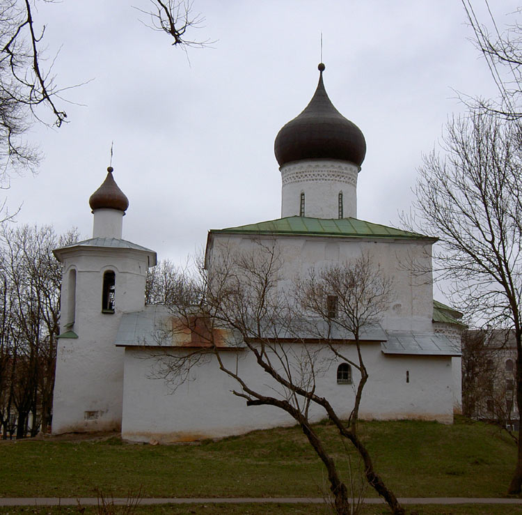 Псков. Церковь Василия Великого на Горке. фасады